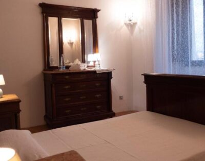 PALAZZO PALITTI (Double Room with Private Bathroom)